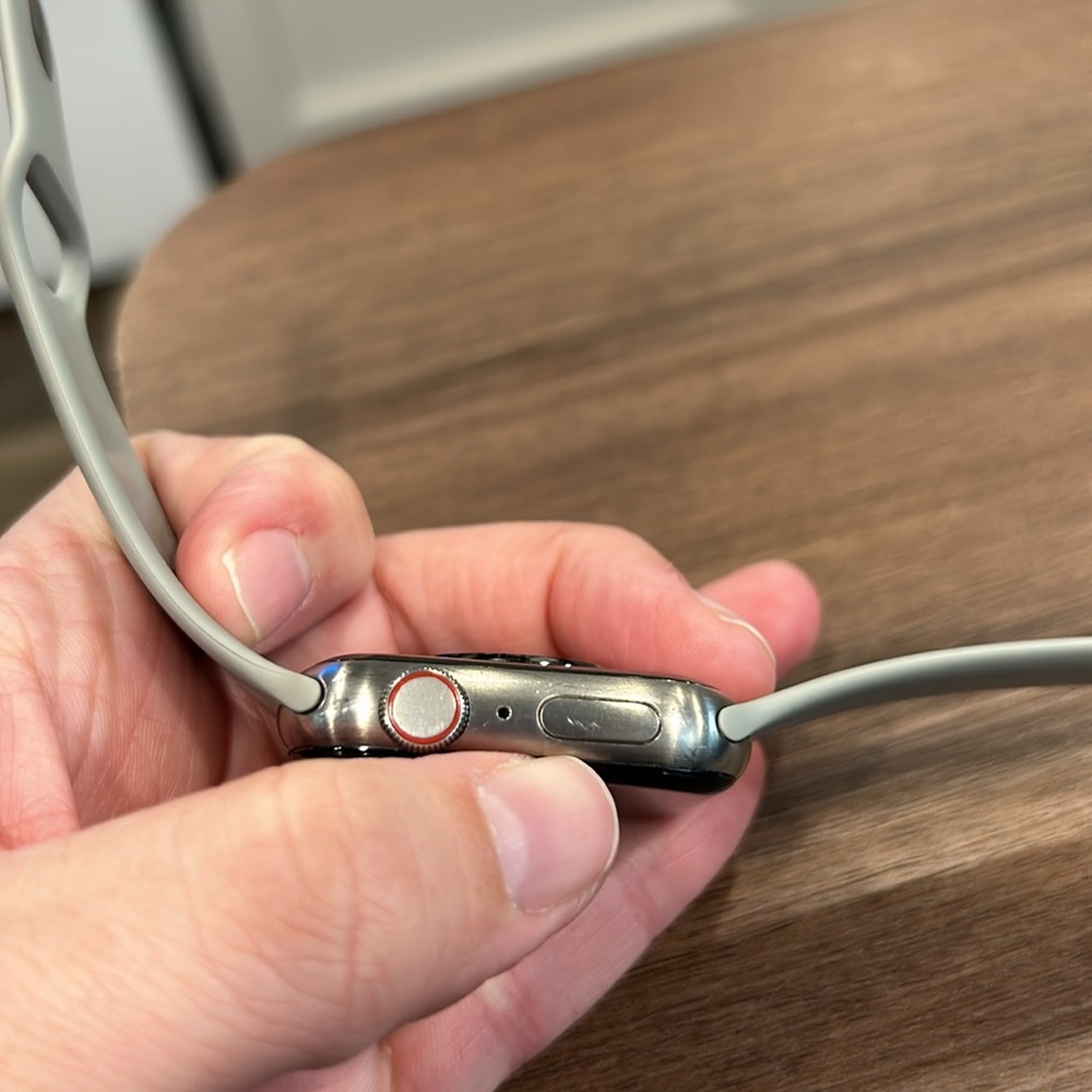 Apple Watch 5 - Picture 9 of 11